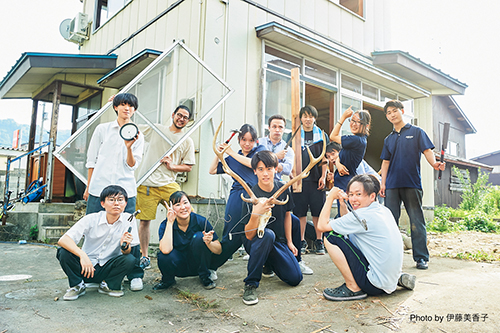 ひみつきちプロジェクトの集合写真
