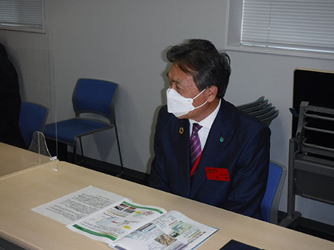東北地方整備局での要望活動状況　忠　聡村上市副市長（市長代理）の写真