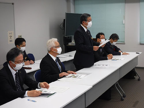 羽越河川国道事務所での要望活動状況の写真