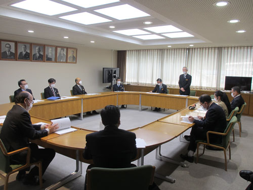 政策提言の意見交換会の様子