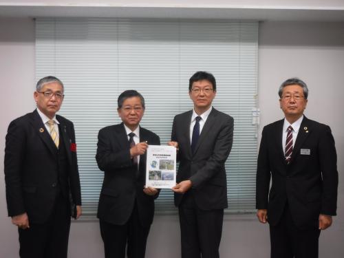 羽越河川国道事務所長への要望書提出状況