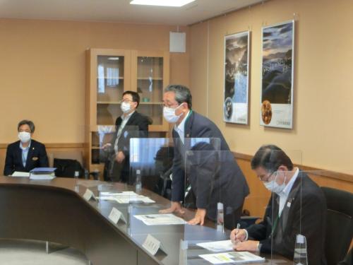 関川村長