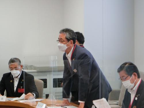 関川村長
