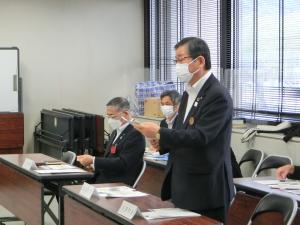 小国町長