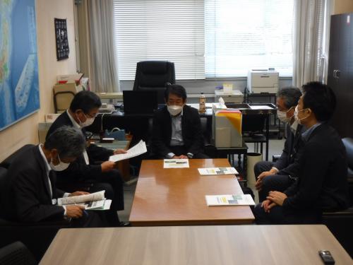 国土交通省