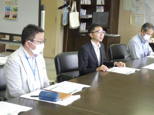 橋本裕樹 山形河川国道事務所長他幹部職員