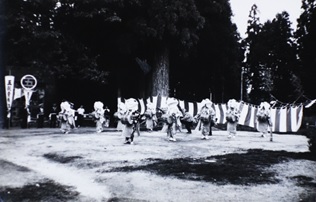五味沢の獅子踊りの画像